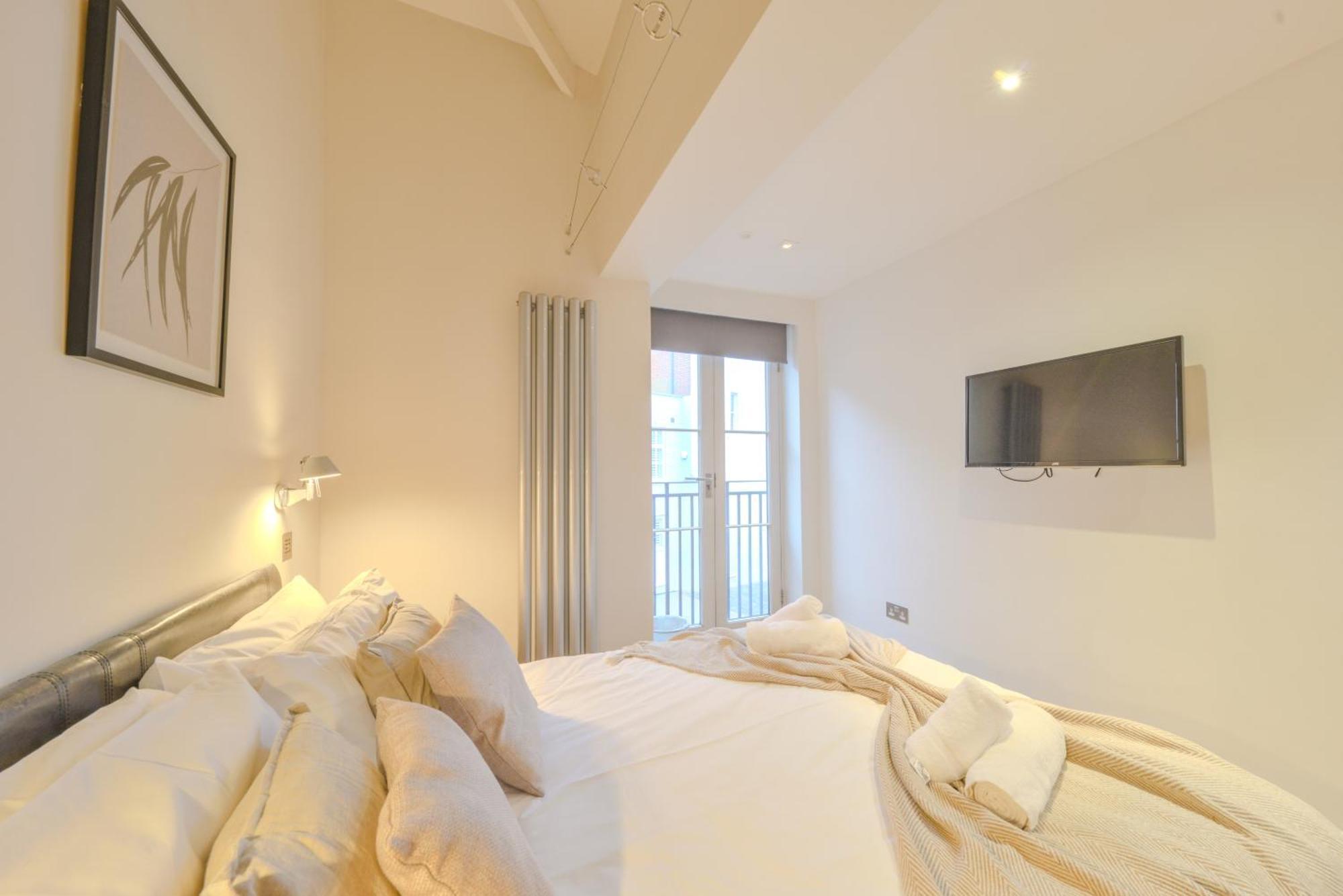 Central Two Bedroom Apartments St Albans By Central Stays Short Lets & Serviced Accommodation With Free Parking Chambre photo