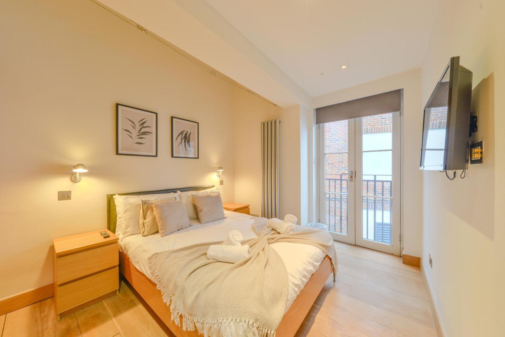 Central Two Bedroom Apartments St Albans By Central Stays Short Lets & Serviced Accommodation With Free Parking Chambre photo